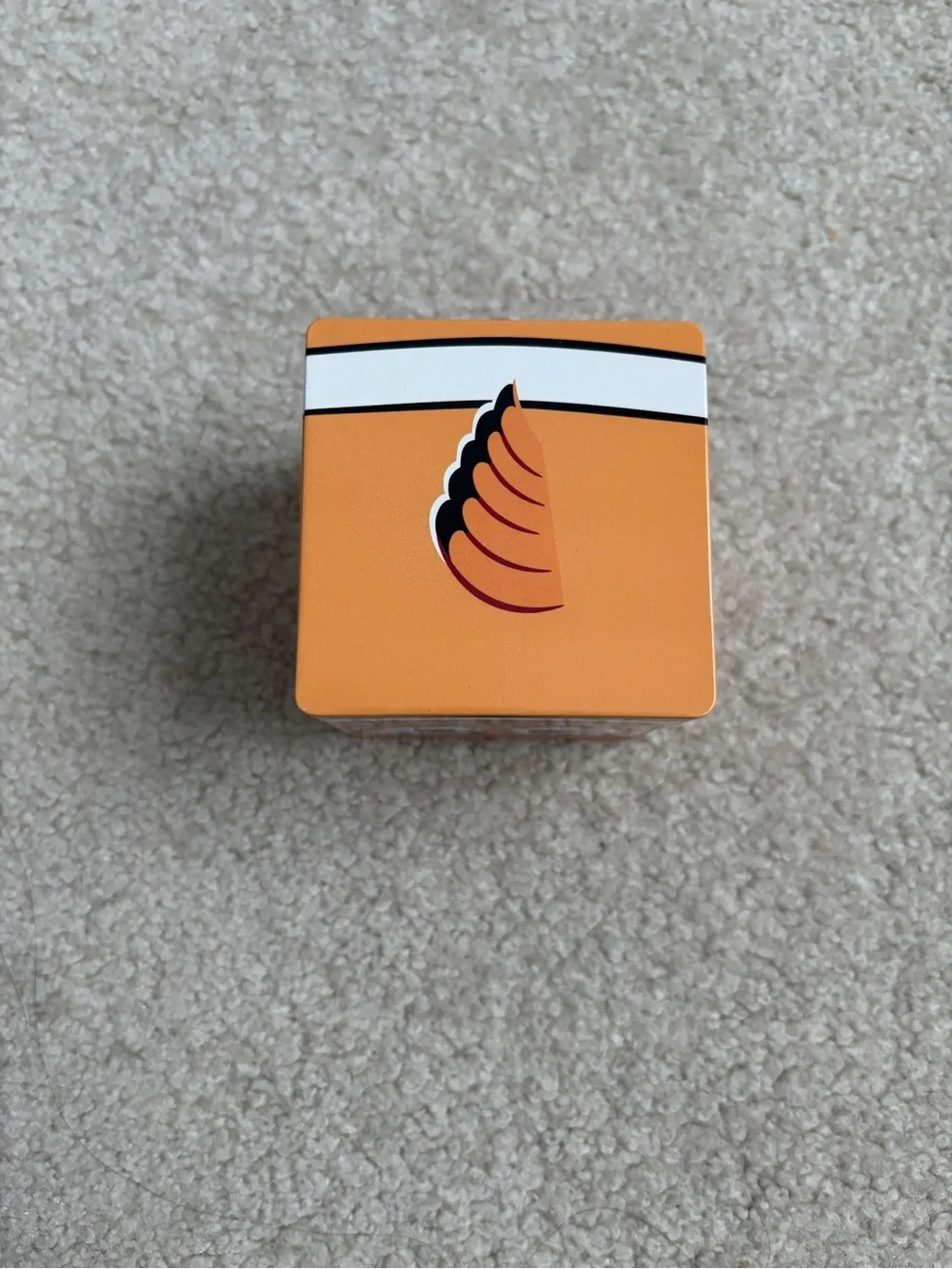 Disney’s Finding Nemo Cubeez Hallmark Tin Cube